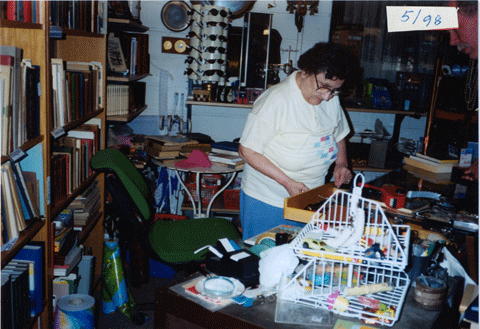 1998-05 Lilian i forretnin